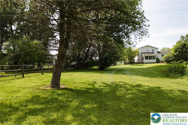 4834 Maple St, Lower Mt Bethel Twp, PA 18013 - view of yard