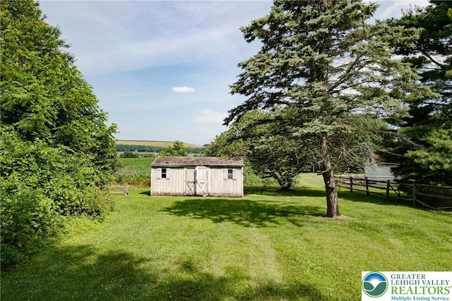 4834 Maple St, Lower Mt Bethel Twp, PA 18013 - view of yard featuring a storage shed