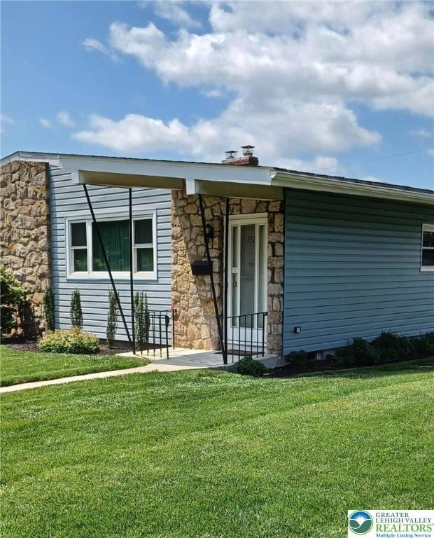 732 N Saint Lucas St, Allentown City, PA 18104 - photo 1