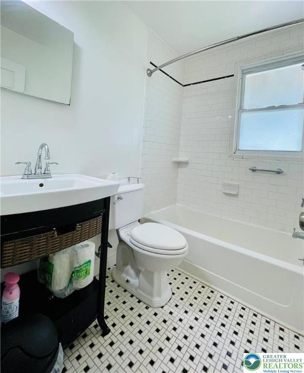 95 7th St, Whitehall Twp, PA 18052 - bathroom featuring vanity, bathtub / shower combination, and tile patterned flooring
