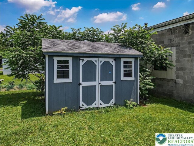 860 S 25th St, Wilson Boro, PA 18042 - photo 27
