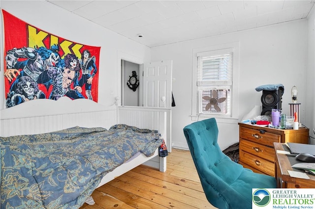 10 S Broad St, Bangor Boro, PA 18013 - bedroom featuring wood-type flooring
