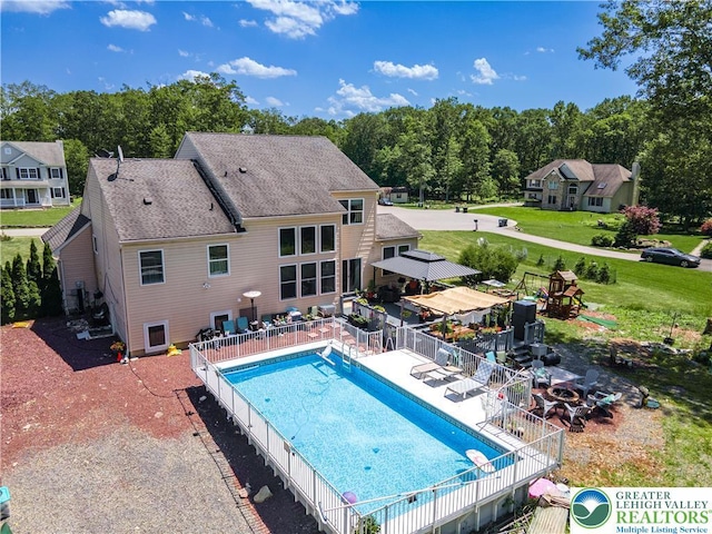 6 Westridge Ct, Middle Smithfield Twp, PA 18302 - view of pool with a patio area