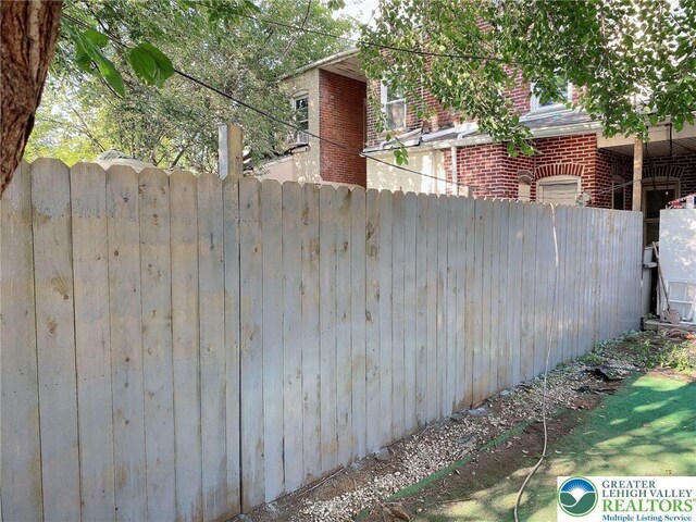 232 N Railroad St, Allentown City, PA 18102 - photo 9