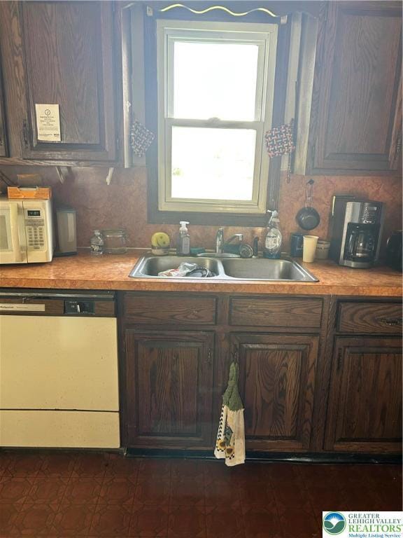 4103 Birch Dr, Bethlehem City, PA 18020 - kitchen featuring white appliances and light countertops