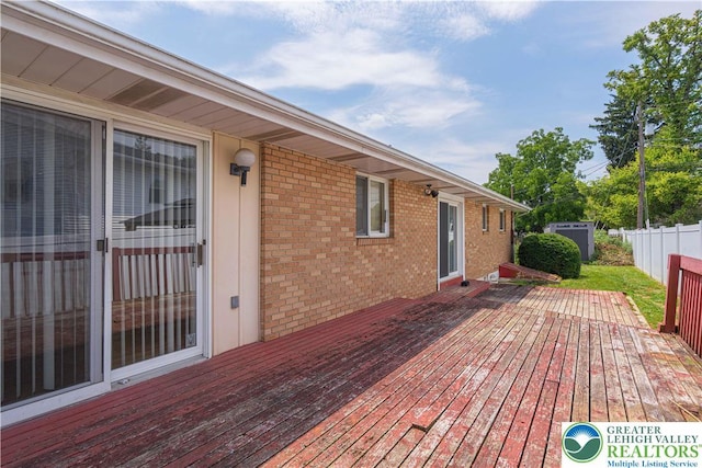 3442 Hickory Cir S, Whitehall Twp, PA 18103 - view of deck