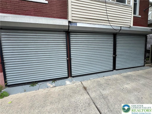 640 Park St, Allentown City, PA 18102 - view of garage