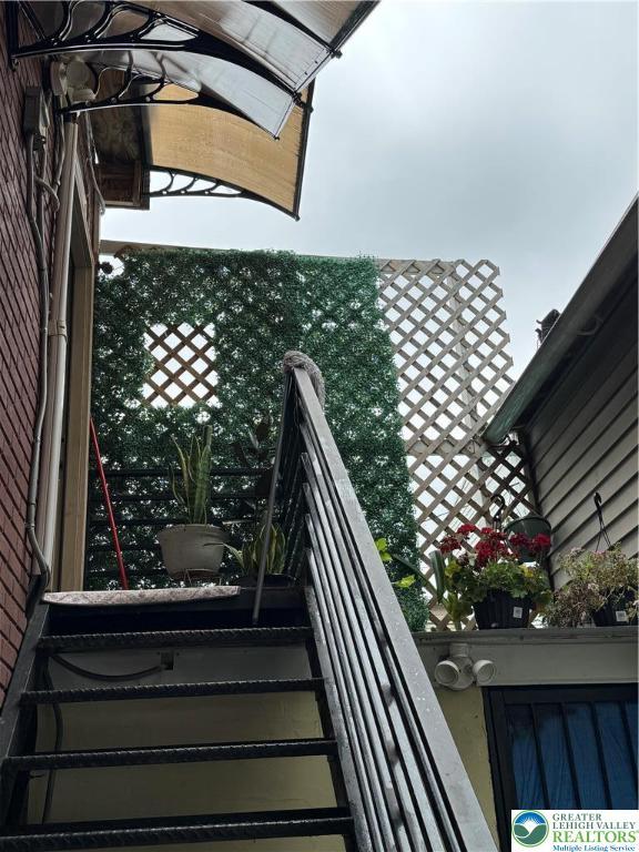 640 Park St, Allentown City, PA 18102 - view of balcony
