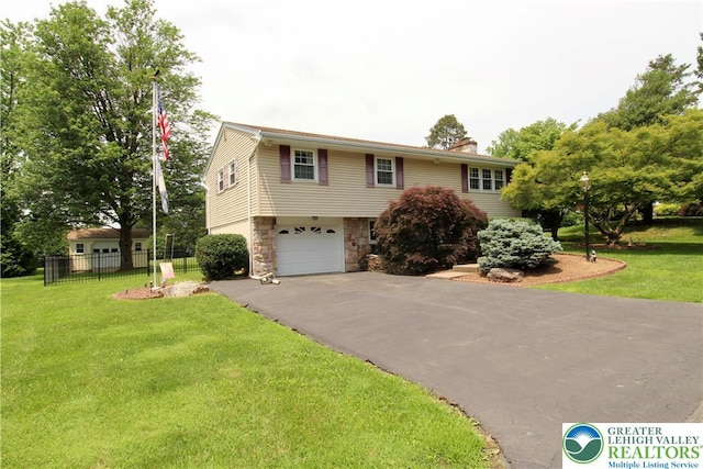 5979 Club House Ln, Lower Macungie Twp, PA 18106 - photo 2