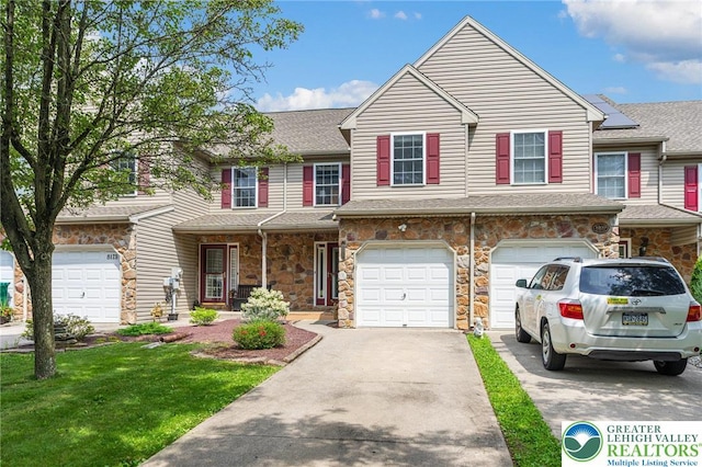 8171 Heritage Dr, Alburtis Boro, PA 18011 - photo 1