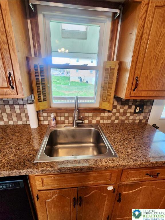 4061 Nicole Pl, Easton, PA 18045 - photo 5