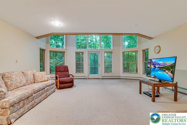 4018 Manor Dr, Hamilton Twp, PA 18360