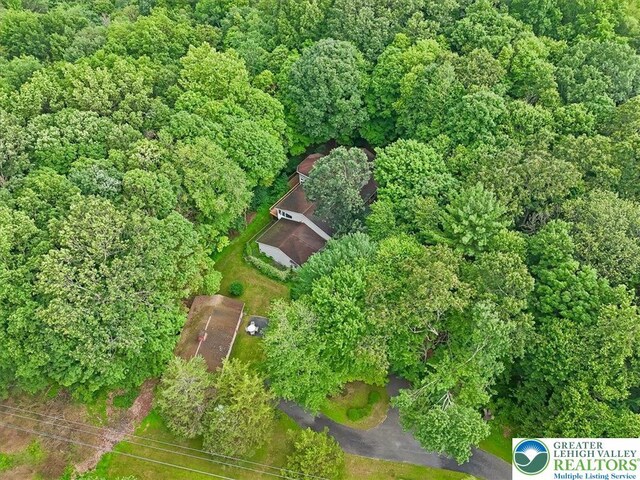 4018 Manor Dr, Hamilton Twp, PA 18360