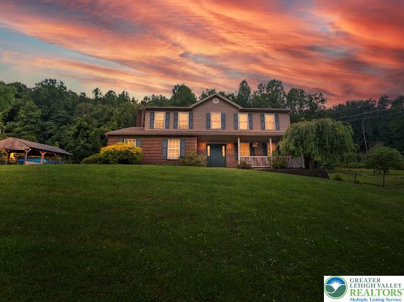 2484 Alpine Dr, Lower Saucon Twp, PA 18055 - photo 5