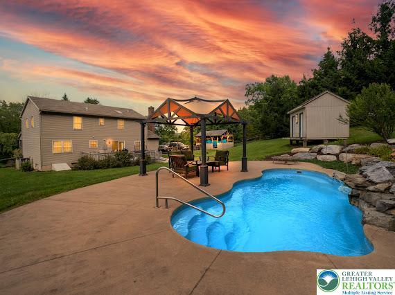 2484 Alpine Dr, Lower Saucon Twp, PA 18055 - photo 46