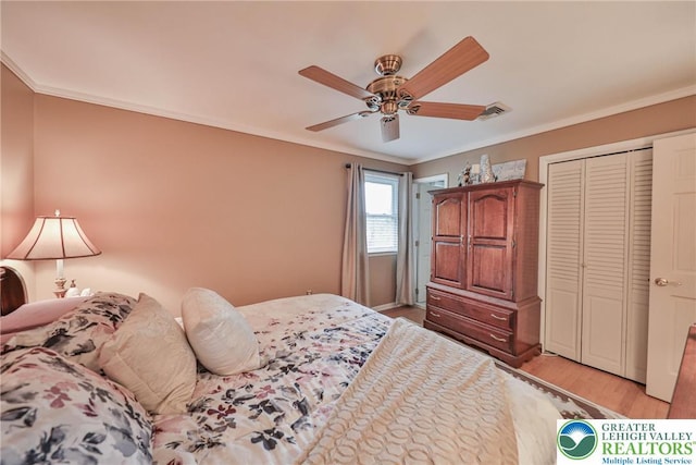 1812 Treeline Dr, Forks Twp, PA 18040 - bedroom featuring crown molding, light wood-type flooring, a closet, and ceiling fan