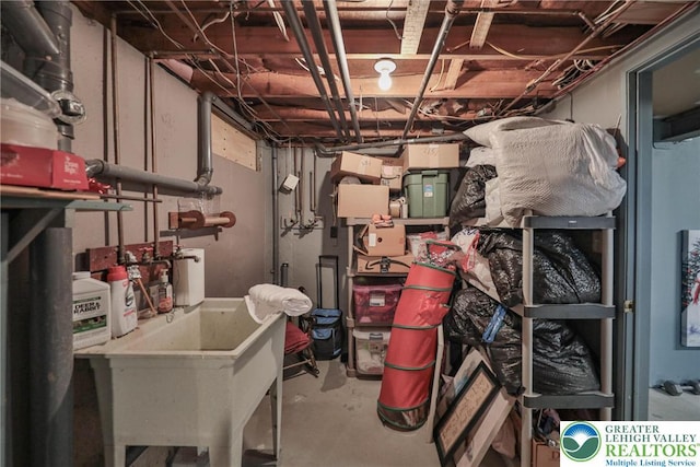 1812 Treeline Dr, Forks Twp, PA 18040 - unfinished below grade area with a sink