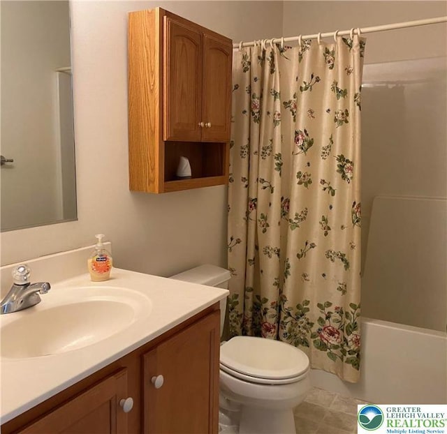 120 Palomino Cir, Washington Twp, PA 18013 - full bathroom with vanity, shower / bath combination with curtain, and tile patterned floors