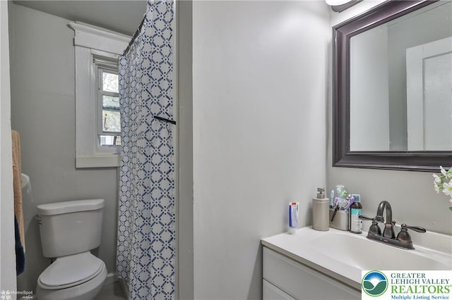 209 Cattell St, Easton, PA 18042 - full bathroom featuring vanity and a shower with curtain