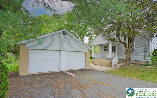 717 Claremont Ave, Schuylkill, PA 18252 - detached garage with covered porch