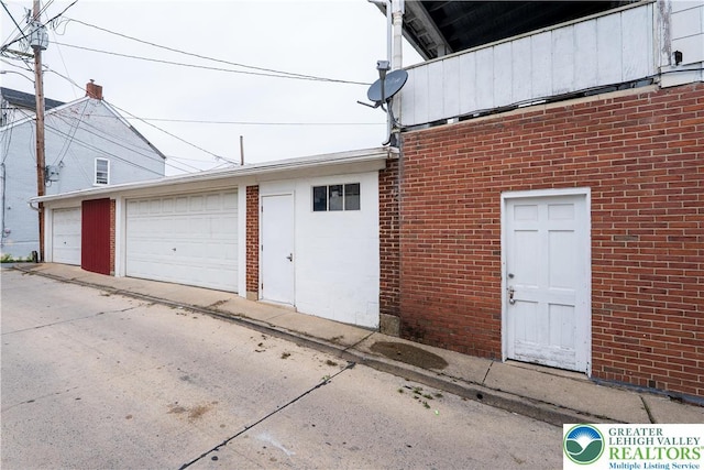 638 N 16th St, Allentown City, PA 18102 - view of detached garage