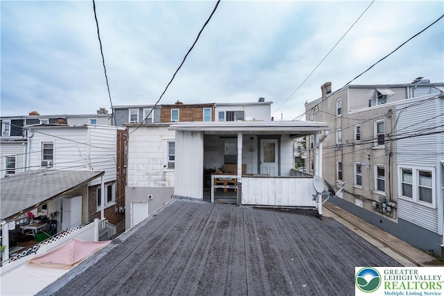 638 N 16th St, Allentown City, PA 18102 - view of wooden terrace