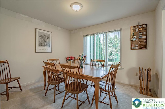 21 Winfield Ct, Easton, PA 18045 - dining space with light colored carpet