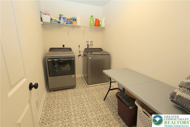 330 Bendelow Ln, Northampton Boro, PA 18067 - washroom with washing machine and dryer and light flooring