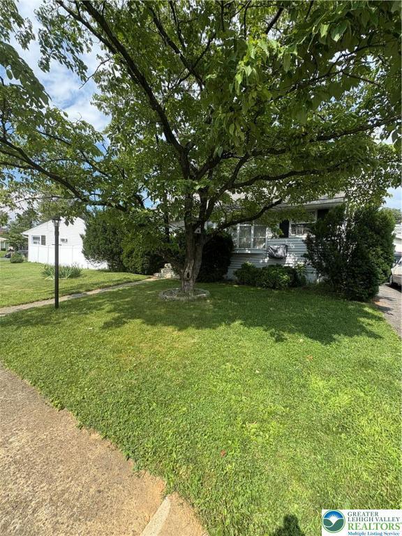 1448 Kaywin Ave, Bethlehem City, PA 18018 - photo 1