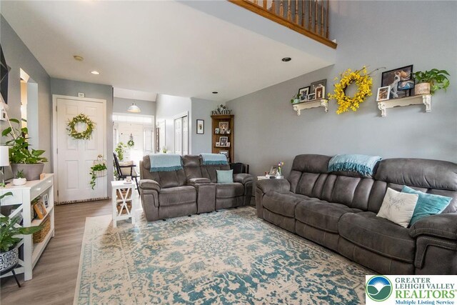 104 Stephanie Dr, Palmer Twp, PA 18045 - living room with wood finished floors and recessed lighting