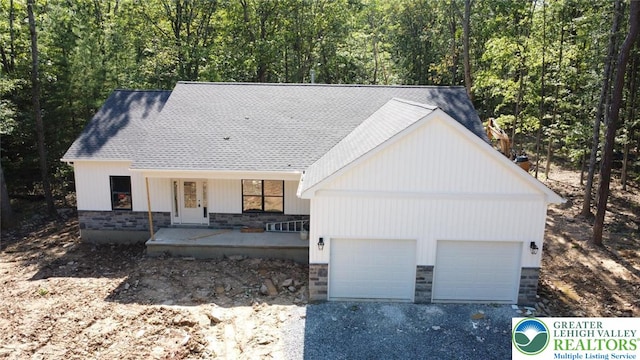 730 Mill Run Dr, Franklin Twp, PA 18235 - photo 1