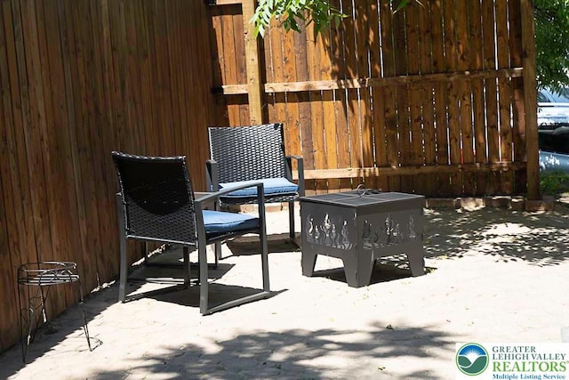 532 Broadway, Bangor Boro, PA 18013 - view of patio