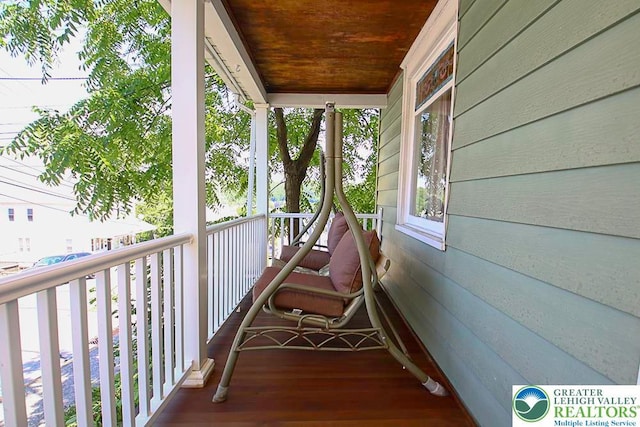 532 Broadway, Bangor Boro, PA 18013 - view of balcony
