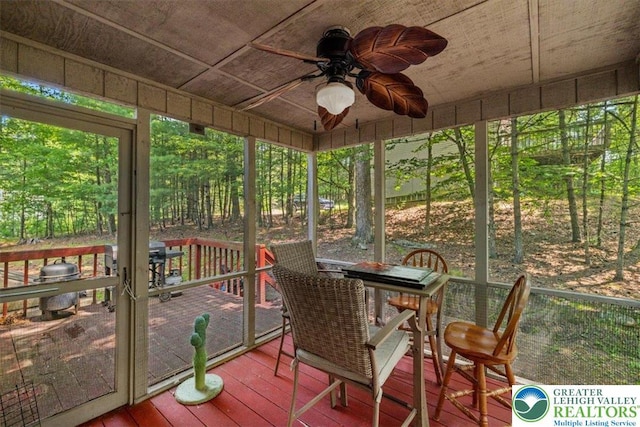 117 Manchester Dr, Lehman Twp, PA 18324 - sunroom featuring ceiling fan and outdoor dining area