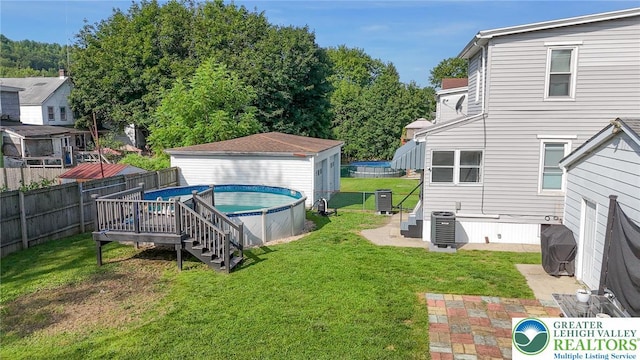 126 W High St, Coaldale Boro, PA 18218 - view of fenced backyard