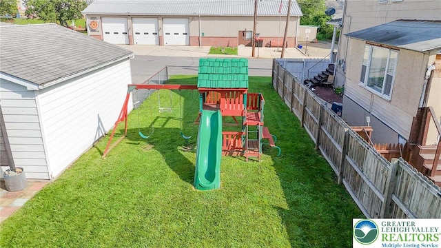 126 W High St, Coaldale Boro, PA 18218 - view of jungle gym with a fenced backyard