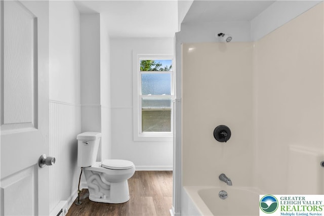 133 S 14th St, Easton, PA 18042 - bathroom with wood finished floors and bathtub / shower combination