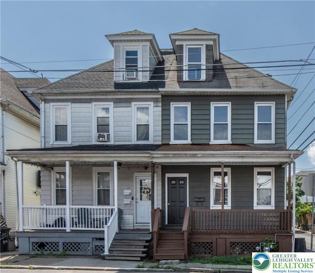 133 S 14th St, Easton, PA 18042 - view of front of property with a porch