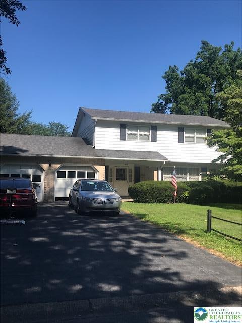 1285 Stafore Dr, Hanover Twp, PA 18017 - photo 1
