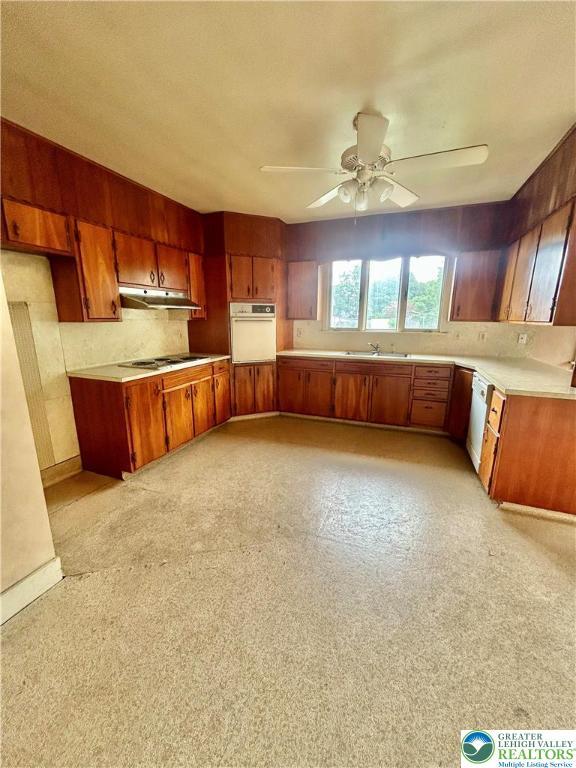 603 Shawnee, Roseto Boro, PA 18013 - photo 10