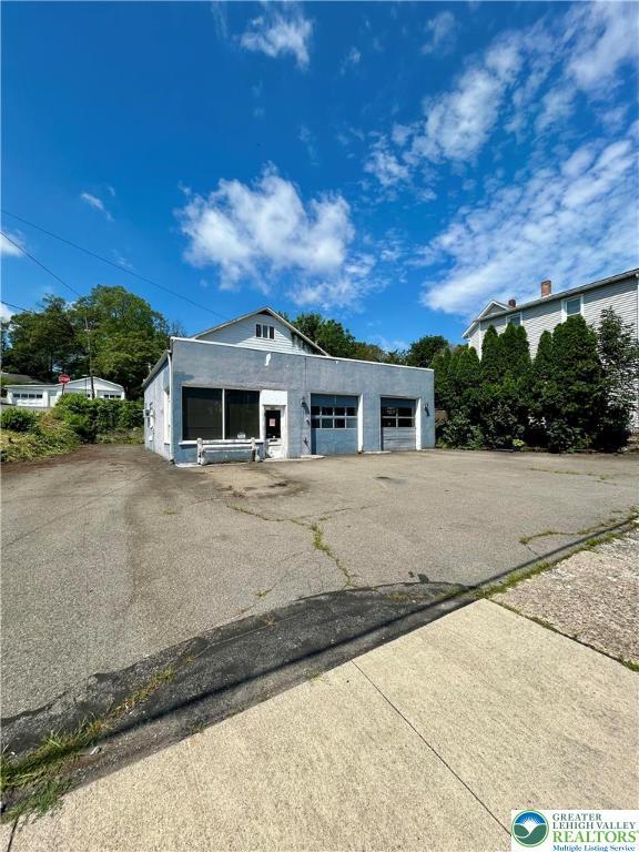 603 Shawnee, Roseto Boro, PA 18013 - photo 6