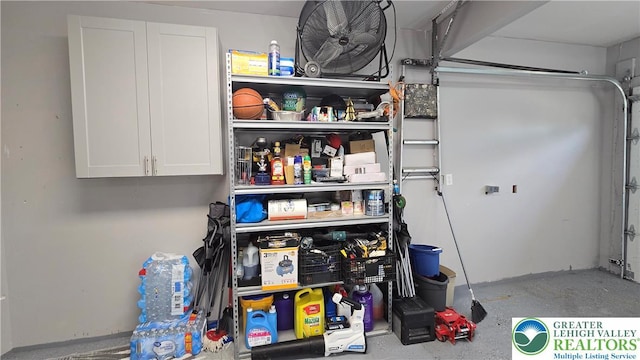 1136 Ashbourne Dr, Muhlenberg Twp, PA 19605 - view of garage