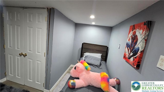 1136 Ashbourne Dr, Muhlenberg Twp, PA 19605 - bedroom with recessed lighting, carpet, and a closet