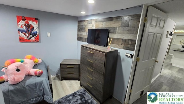 1136 Ashbourne Dr, Muhlenberg Twp, PA 19605 - bedroom featuring wood finished floors and recessed lighting