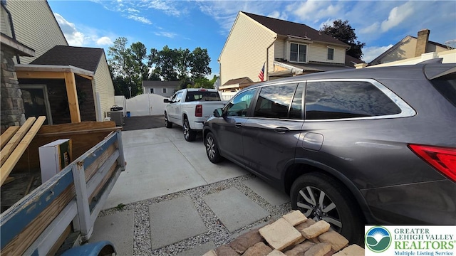 1136 Ashbourne Dr, Muhlenberg Twp, PA 19605 - view of parking