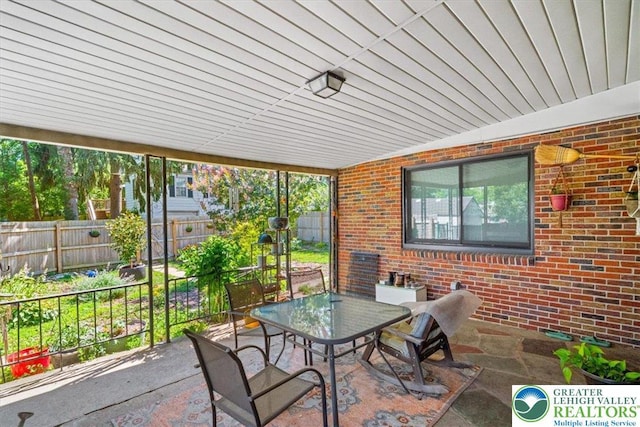 1321 W Union Blvd, Bethlehem City, PA 18018 - sunroom featuring outdoor dining space