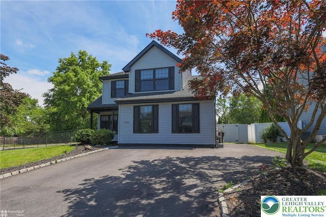 3536 New Hampshire Ave, Bethlehem Twp, PA 18045 - view of front of home featuring driveway