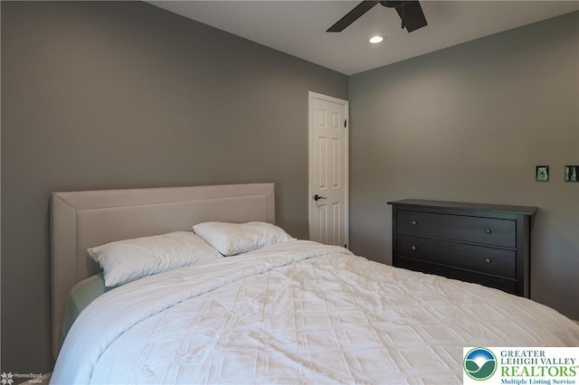3536 New Hampshire Ave, Bethlehem Twp, PA 18045 - bedroom featuring recessed lighting and ceiling fan