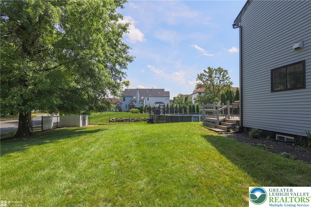 3536 New Hampshire Ave, Bethlehem Twp, PA 18045 - view of yard featuring a wooden deck