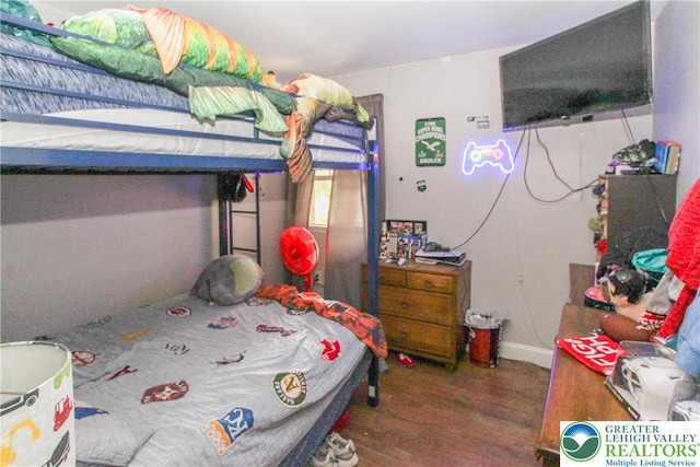 518 Bauer Rd, Moore Twp, PA 18014 - bedroom with wood finished floors and baseboards